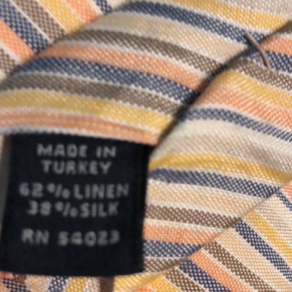 Linen and silk pastel striped banana Republic tie - Picture 4 of 4